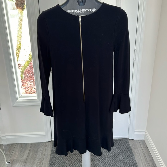 Dress - Picture 5 of 6